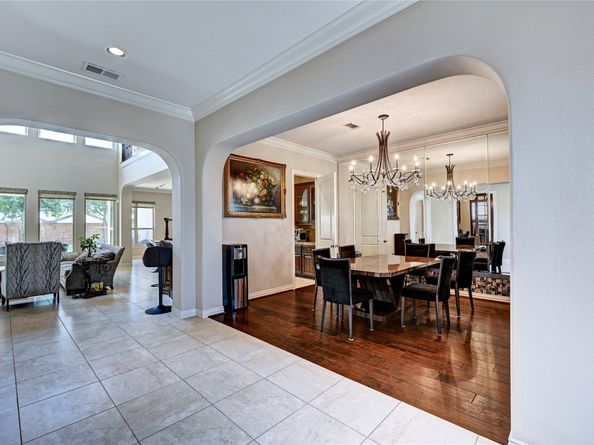 2123 Camden Creek Lane, Houston TX 77077
