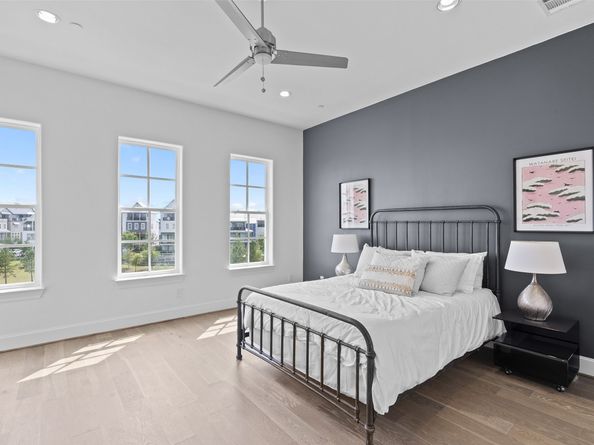 8711 Park Kolbe Lane, Houston TX 77080