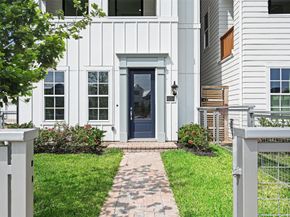 8711 Park Kolbe Lane, Houston TX 77080