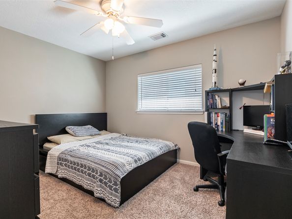 16031 Capistrano Falls Drive, Friendswood TX 77546
