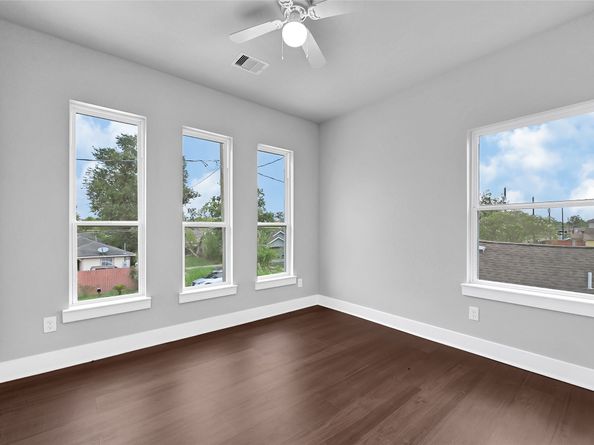 7940 Angus Street, Houston TX 77028