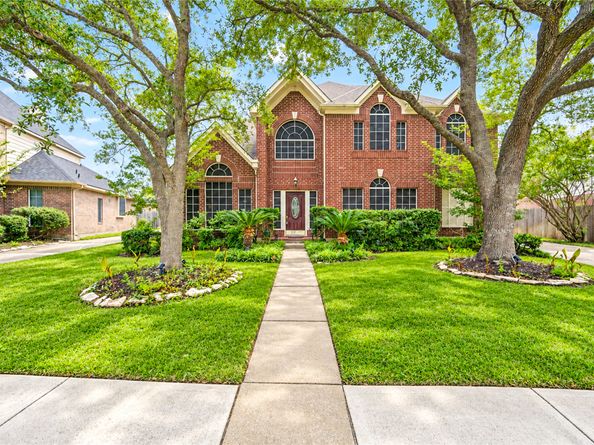 1719 Emma Cove Court, Sugar Land TX 77479