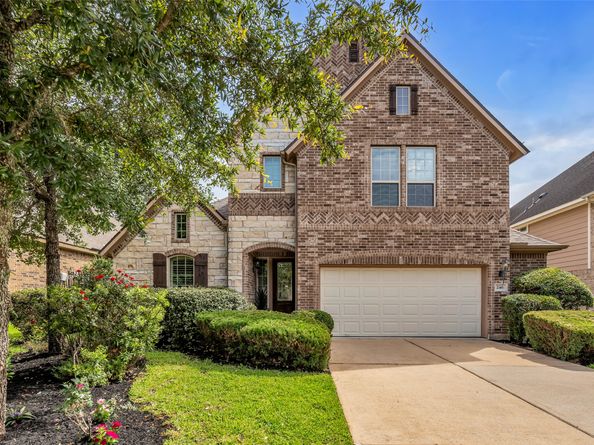 246 Hearthshire Circle, The Woodlands TX 77354