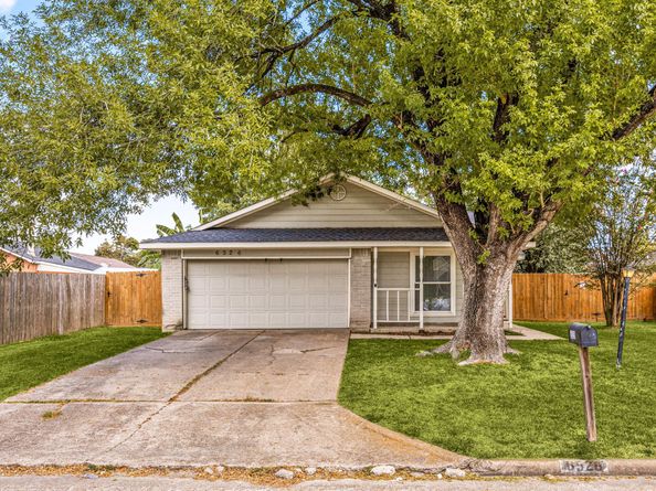 6526 Turtlewood Street, Houston TX 77049