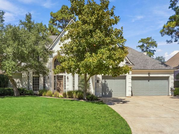 22 Hillside View Place, The Woodlands TX 77381