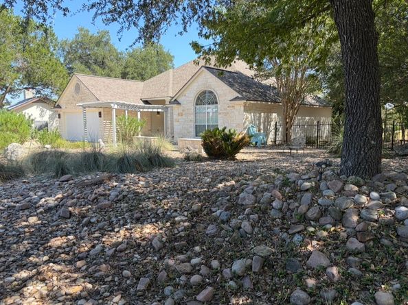 18605 Venture Drive, Point Venture TX 78645