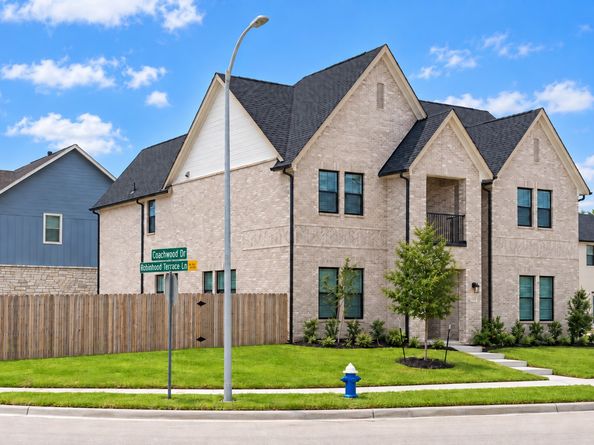 11610 Robinhood Terrace Lane, Houston TX 77071