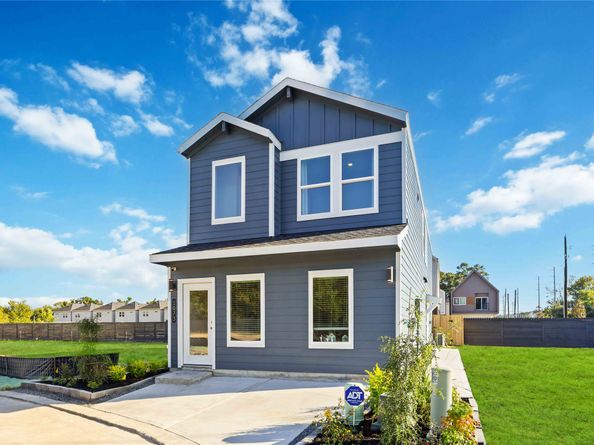 1057 Wheatley Oak Lane, Houston TX 77091