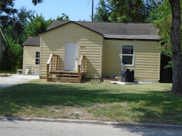 7527 Erath Street, Houston TX 77023
