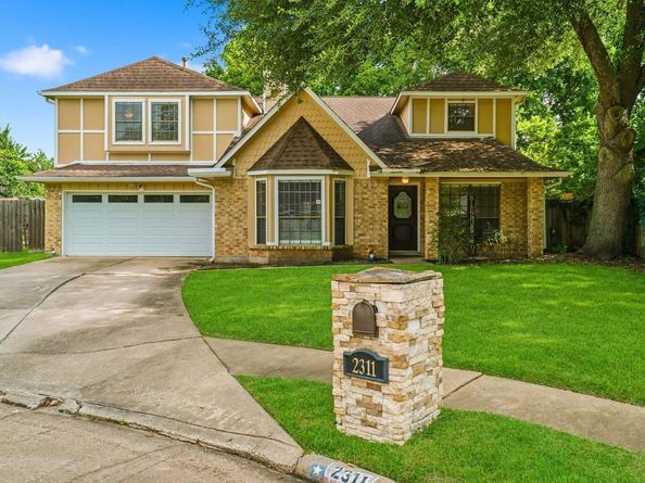 2311 Woven Wood Lane, Richmond TX 77406