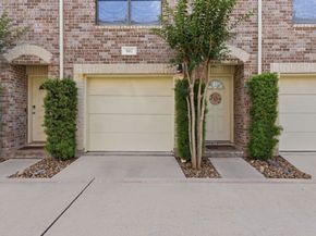 8715 Meadowcroft Drive 502, Houston TX 77063