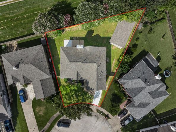 3131 Genessee Creek Lane, Friendswood TX 77546