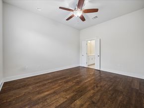 13001 Hymeadow Drive 23, Austin TX 78729