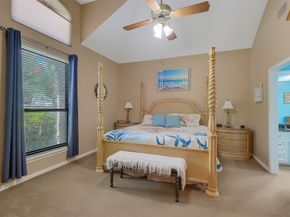 910 Millpond Drive, Sugar Land TX 77498