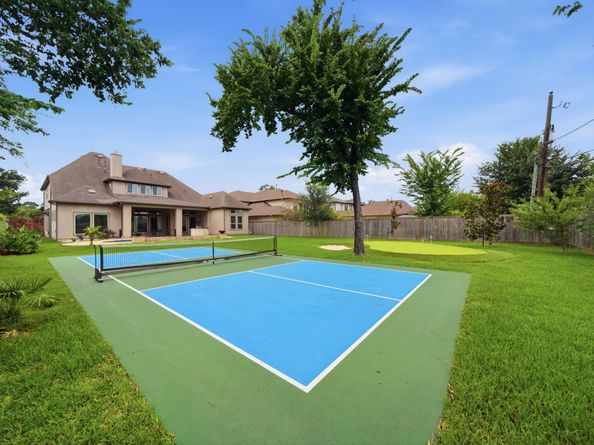1510 Whispering Pines Drive, Houston TX 77055