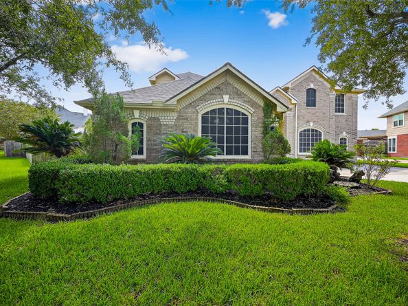 4722 Plato Park Drive, Sugar Land TX 77479
