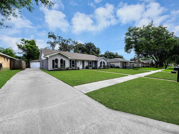 22130 Merrymount Drive, Katy TX 77450