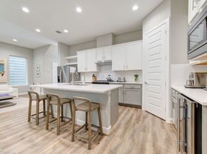 911 W 35th Street D, Houston TX 77018