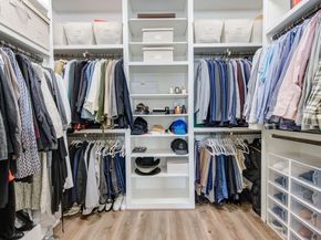 911 W 35th Street D, Houston TX 77018