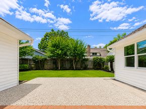 2731 Manila Lane, Houston TX 77043