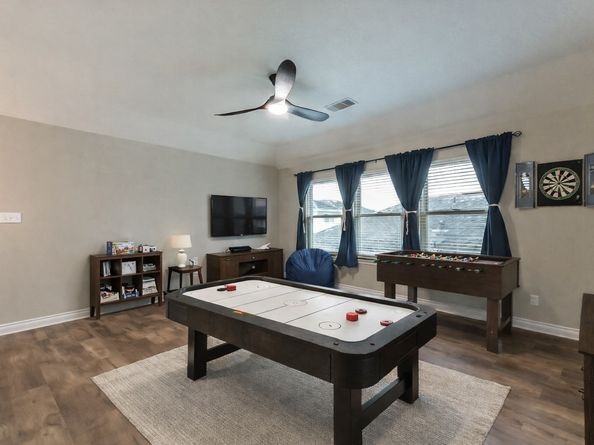 12918 Redbud Shores Lane, Houston TX 77044
