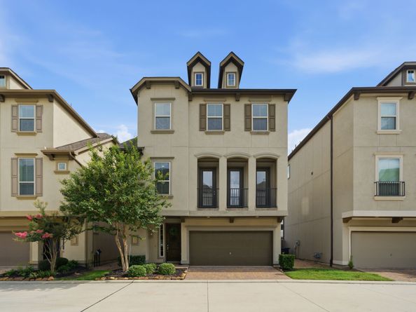 10616 Centre Shadows Drive, Houston TX 77043