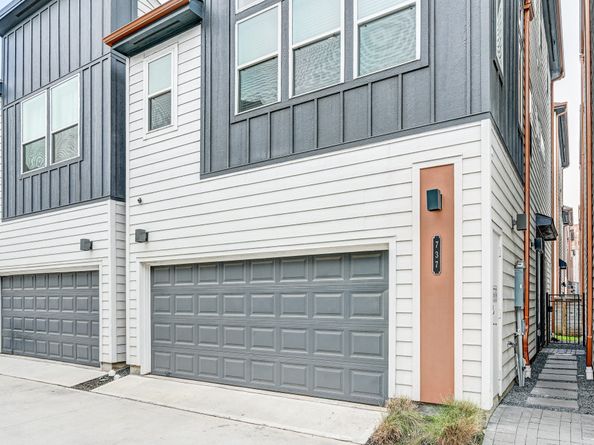 737 N Emile Street, Houston TX 77020