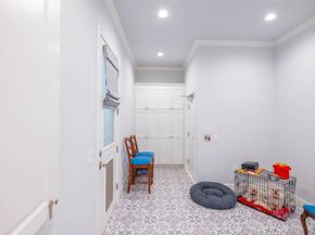 10614 Moonlight Drive, Houston TX 77096