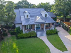 10614 Moonlight Drive, Houston TX 77096
