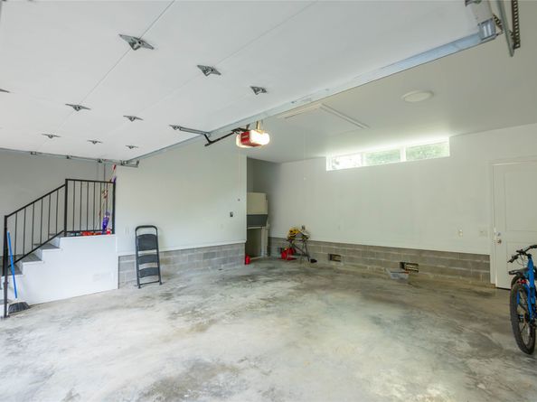 10614 Moonlight Drive, Houston TX 77096