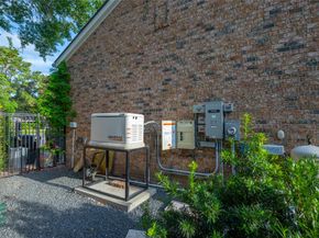 10614 Moonlight Drive, Houston TX 77096