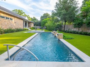 10614 Moonlight Drive, Houston TX 77096