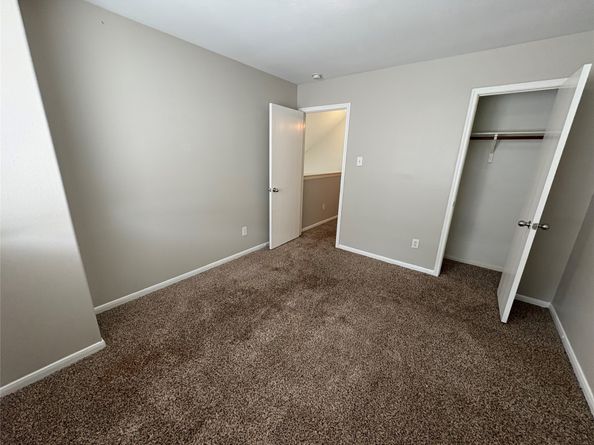 2662 Kiplands Way Drive, Houston TX 77014