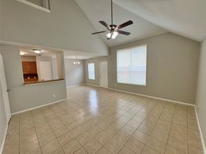 2662 Kiplands Way Drive, Houston TX 77014