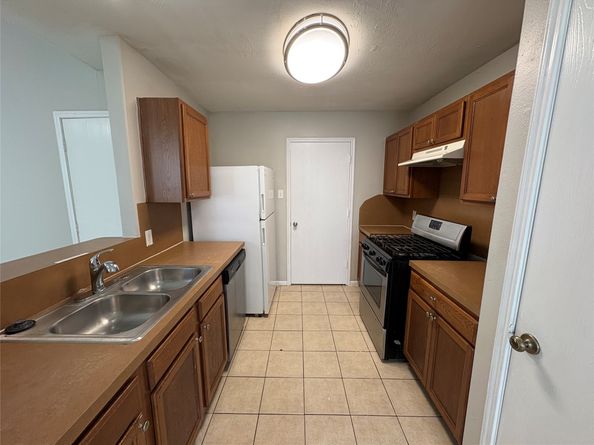 2662 Kiplands Way Drive, Houston TX 77014