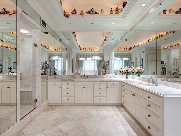 3653 Inverness Drive, Houston TX 77019
