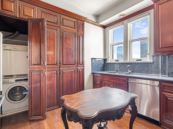 1700 Main Street 7B, Houston TX 77002