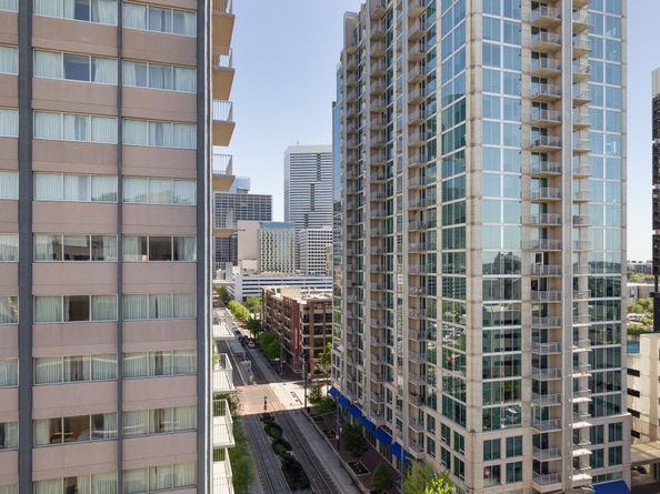 1700 Main Street 7B, Houston TX 77002