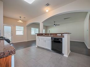 1526 Claremont Garden Circle, Houston TX 77047