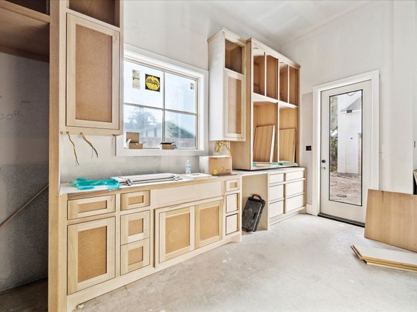 830 Azalea Street, Houston TX 77018