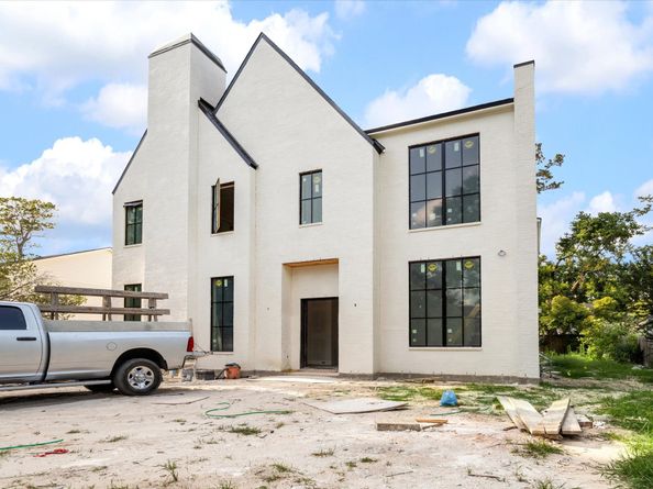 830 Azalea Street, Houston TX 77018