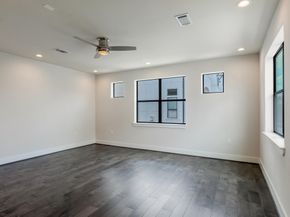 2301 Arabelle Street, Houston TX 77007
