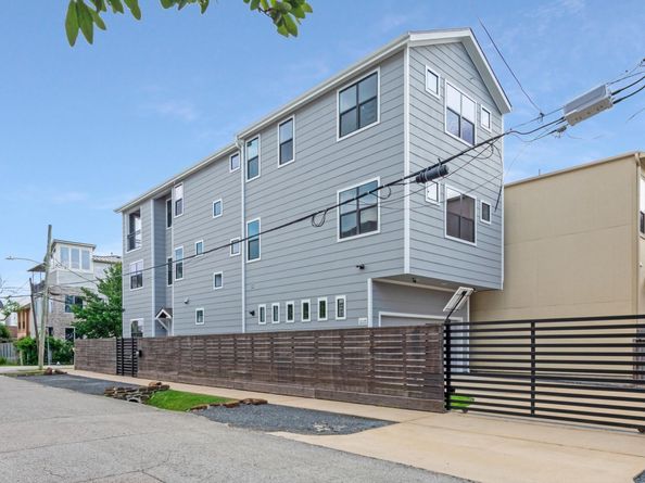 2301 Arabelle Street, Houston TX 77007