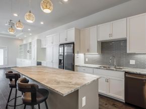2301 Arabelle Street, Houston TX 77007