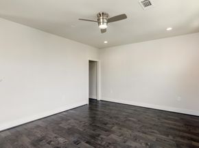 2301 Arabelle Street, Houston TX 77007