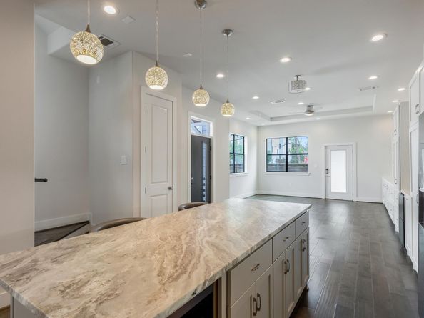 2301 Arabelle Street, Houston TX 77007