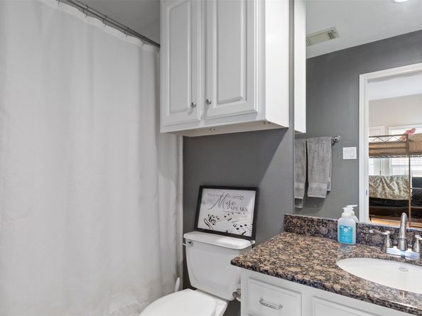 18725 Egret Oaks Lane, Webster TX 77058