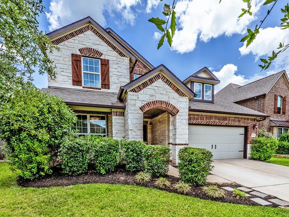 10938 Sarah Bluff Lane, Cypress TX 77433
