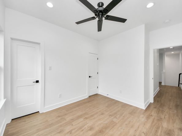 5029 Broom Street B, Houston TX 77091