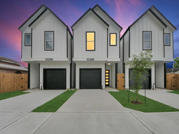 5029 Broom Street B, Houston TX 77091